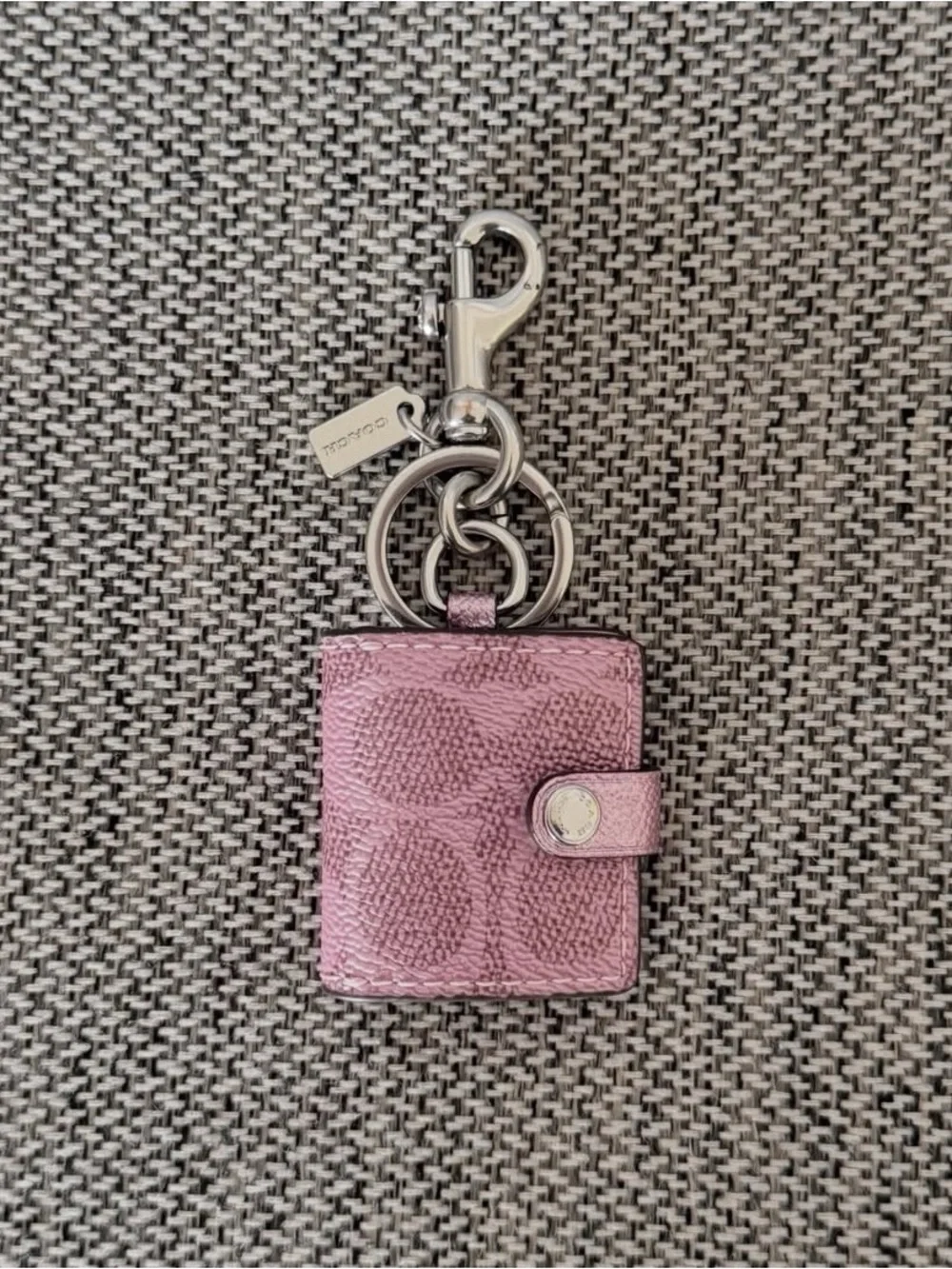 COACH 📸 NWOT Picture Frame Bag Charm in Signature Metallic Pink -Limited Edition